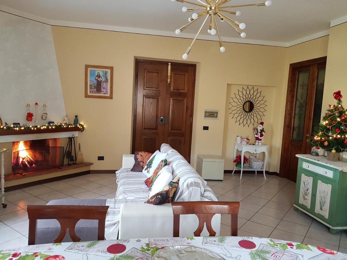 Via Del Fusato 13 Casa Carla Chiusi della Verna Ngoại thất bức ảnh